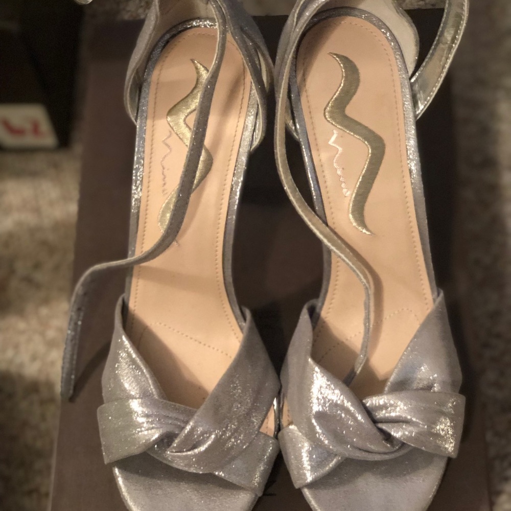 NINA Silver strappy pumps